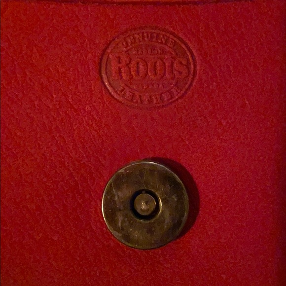 Vintage Roots cross body bag - Picture 3 of 5